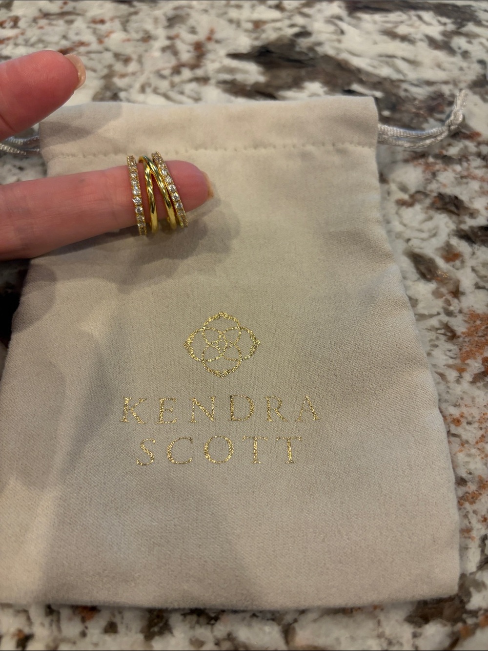 Kendra Scott Gold Livy Ring Set size 7. New just bought the wrong size. - Picture 2 of 2